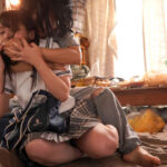 「足/脚」 【閲覧注意】ゴミ屋敷に住む異臭オヤジに脳がバグるまでネッチョリ責められ監禁同棲させられた5日間の調教記録 八木奈々 『FANZA』