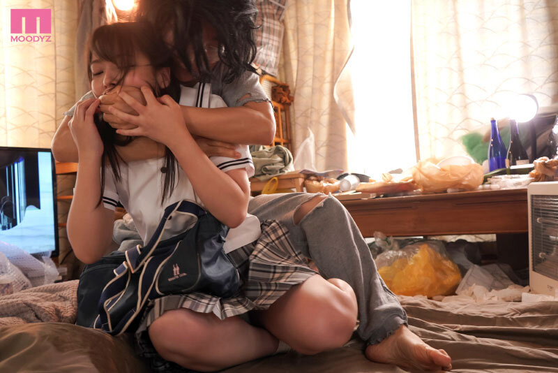 「足/脚」 【閲覧注意】ゴミ屋敷に住む異臭オヤジに脳がバグるまでネッチ...