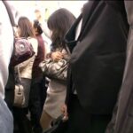 「足/脚」 満員電車で痴●されガニ股でイキ続ける痙攣女 4 『FANZA』