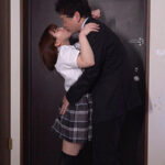 「足/脚」 身長138cm Fカップ。みにまむ巨乳ちゃん。土日はオジサンとSEX漬けっていうかおチ●ポ中毒 望月奈子 『FANZA』