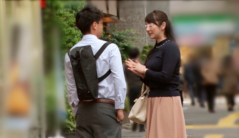 「足/脚」 一般男女モニタリングAV 性のお悩み相談室出張特別編！旦那...