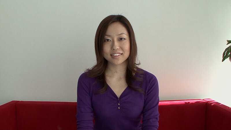 「足/脚」 旦那は優男！もっと激しいSEXがしたい素人妻は決意のAV出...