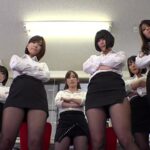 「足/脚」 SWITCH8周年記念作品 黒パンストが好きならこれでどう？！ 黒パンスト女子社員が僕のチ○ポを争奪戦！ 右を見ても左を見ても黒・黒・黒の黒パンスト祭り！1人のマ○コだけじゃ許されず複数マ○コにブチ込みます！ 『FANZA』