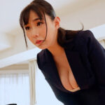 「足/脚」 緊縛潮吹き 高飛車女社長レ〇プ快楽堕ち 吉根ゆりあ 『FANZA』