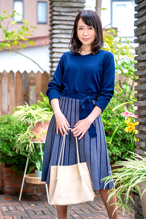 「足/脚」 セックスすると気持ち良すぎて涙が出ちゃうの…泣き上戸の極上...