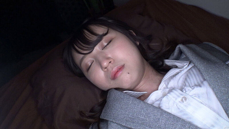 「足/脚」 激カワ女子お寝んねパコパコわーくまん 『FANZA』