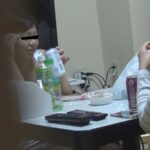 「足/脚」 女子寮夜●い 『FANZA』