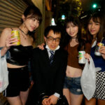 「足/脚」 美脚お姉さん集団に囲まれて遊ばれた僕。 ハーレムM男狩り中出しスペシャル！ 木下ひまり 香椎花乃 森日向子 『FANZA』