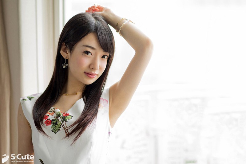 「足/脚」 小柄な体に秘めた性欲が止まらない。恥らう清純美少女の淫らな...