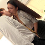 「足/脚」 会社の給料じゃ足りないと嘆く女上司に冗談のつもりでフェラ抜きバイトを持ち掛けてみたらまさかの契約成立で追加で払えばセックスまでさせてくれた！ 『FANZA』