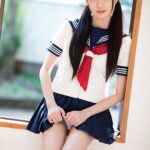 「足/脚」 妹のパンチラ挑発に発情した童貞兄の爆走ラッシュ！イってるのにヤメない絶倫中出し性交 早美れむ 『FANZA』