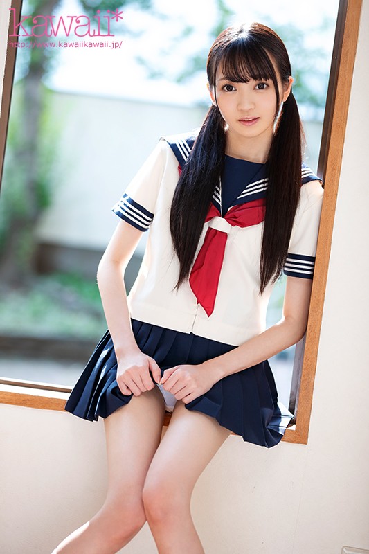 「足/脚」 妹のパンチラ挑発に発情した童貞兄の爆走ラッシュ！イってるの...