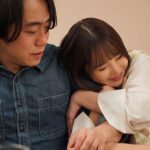 「足/脚」 酔うとまたがりベロキス魔になる後輩いちかに涎ぐちょりぐちょり接吻スパイダー騎乗位で10発犯された飲み会後の一夜 松本いちか 『FANZA』