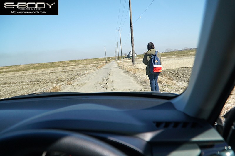 「足/脚」 ド田舎で発掘！！ 中出しのハードルが異常に低いSEX大好き...