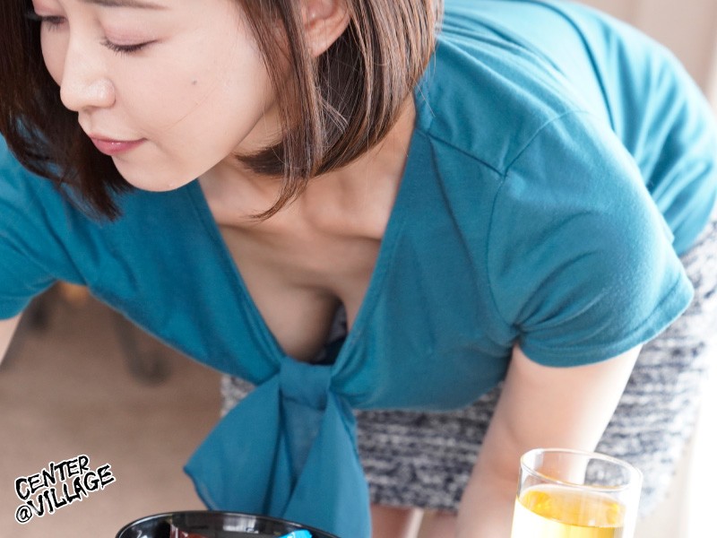 「足/脚」 友達の母親～最終章～ 篠田ゆう 『FANZA』