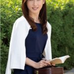 「足/脚」 初撮り人妻ドキュメント 海藤みずほ 『FANZA』