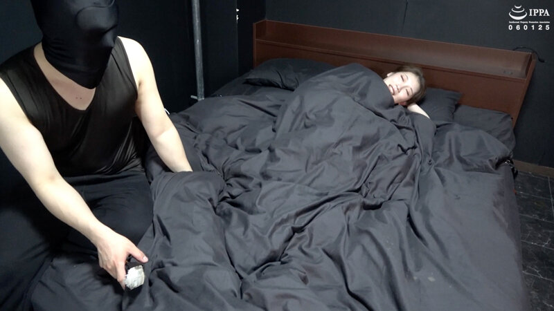 「足/脚」 「【M/F・F/M】下着姿の奥様とベッドでいちゃこちょくす...