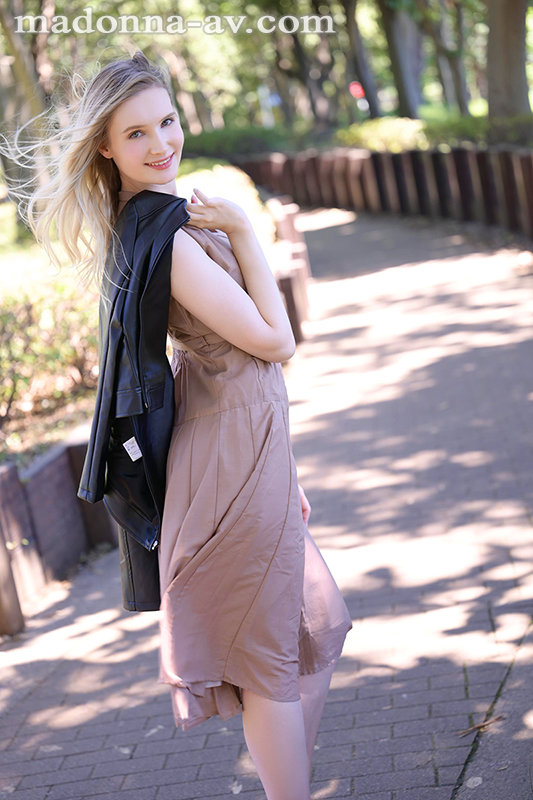 「足/脚」 北欧ブロンド美女Madonna専属決定スペシャル！！ 澄ん...