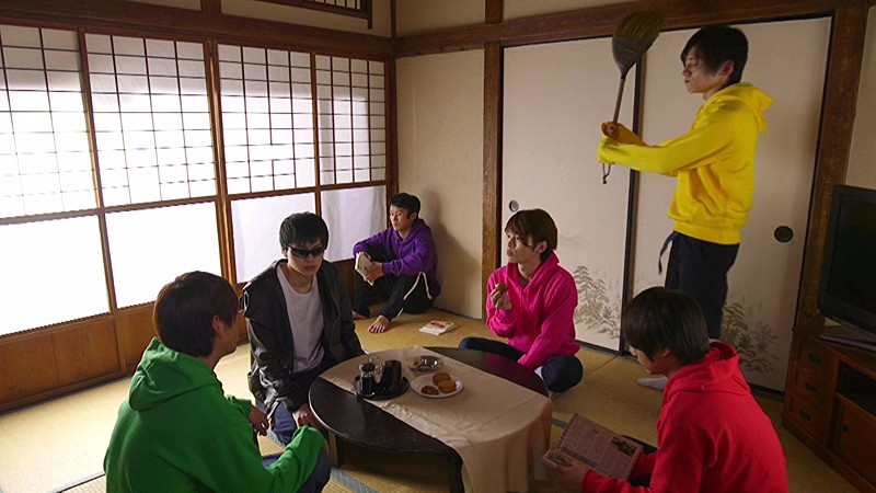 「足/脚」 六つ子、禁断の恋～僕は兄弟に恋をする～ 『FANZA』