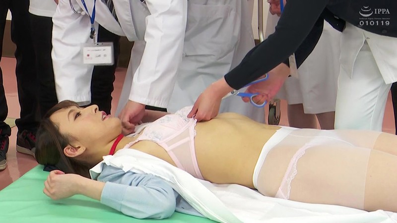 「足/脚」 五時限目- 人工呼吸心臓マッサージ実習編 『FANZA』