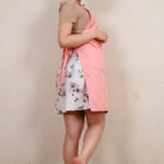 「足/脚」 美女たちの足裏をふやけるまで舐めたい！ ジットリ足汗編 『FANZA』