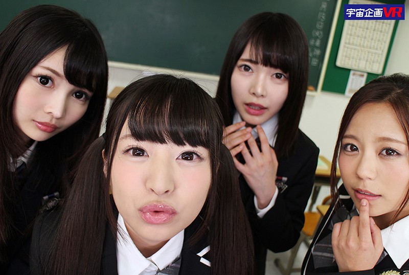 「足/脚」 【VR】超・長尺VR 学園で可愛い女子とイチャラブ中出しハ...