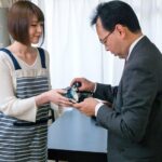 「足/脚」 僕のねとられ話しを聞いてほしい 僕のスマホ運転でケガをさせた交通事故の被害者様に寝盗られた妻 竹内麻耶 『FANZA』