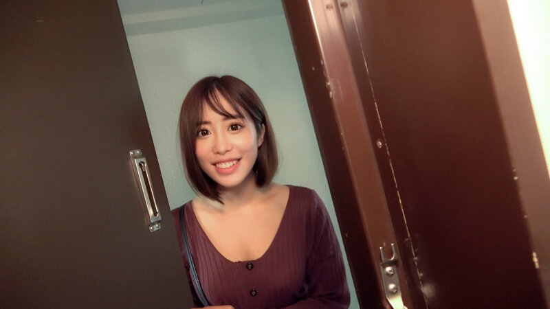 「足/脚」 1K中出し部屋呑みドキュメント 延々フェラするエロ唇女子・...