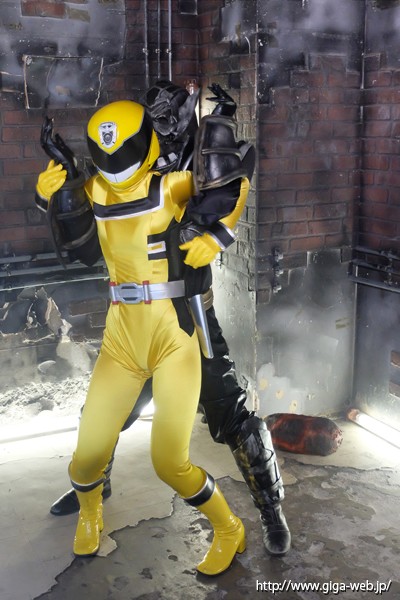 「足/脚」 【VR】銀河特捜デイトナレンジャー 碧しの 『FANZA』