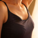 「足/脚」 「もう射精してるってばぁ！」状態でもムレムレ汗だく密着で痴女ってくるイジワルお姉ちゃん 宮下玲奈 『FANZA』