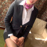 「足/脚」 SEX依存症の女 A●●現役CA莉乃33歳 笹見莉乃 『FANZA』