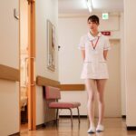 「足/脚」 股下3センチ美脚タイトミニスカナースの誘惑 星宮一花 『FANZA』