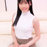 「足/脚」 街でスタイル抜群なお嬢さんをガチナンパ！ バニーガール姿になってセクシー美脚と美谷間を露わにプリ尻揺らして大胆ご奉仕！バニーガールって興奮する！非日常シチュで開放的になって無限性欲生セックス！あかりさん 『FANZA』