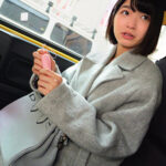 「足/脚」 素人美少女とリモコンバイブお散歩人混みの中ピクピク震えてイキまくってしまう女子たち！すみれさん（19才）まおさん（20才） 『FANZA』