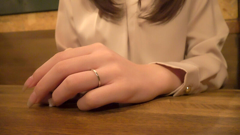 「足/脚」 完生妻 関西で知り合った美脚スレンダー若妻 あかり（25）...