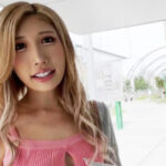 「足/脚」 今日も馬用興奮剤を飲ませたペットが待っています。 180cm高身長ギャル編 渋谷華 『FANZA』