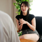 「足/脚」 【AKNRフェティシズム】 完全着衣 光沢レオタード＆パンスト君を見つめ合いながらヌイてあげるね 小野坂ゆいか 『FANZA』