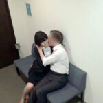 「足/脚」 残業中の社内性交！スレンダー淫乱眼鏡女子！！！開脚鬼手マンで痙攣逝き！！！ 『FANZA』