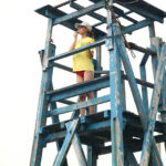 「足/脚」 新人 現役高身長美脚スレンダーボディーライフセーバーイクイクSEXがしたくてAVデビュー！！ 玉城美希 『FANZA』