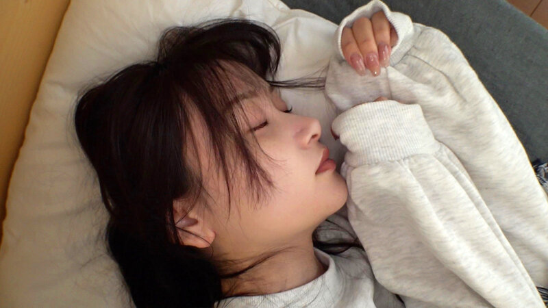 「足/脚」 すっぴんが可愛い彼女と寝起き直後の超きもちぃぃおはようSE...