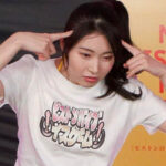 「足/脚」 12脚のイスにピストンバイブを仕掛け合う究極の心理戦 ピストンバイブイスゲーム 第2回大会 予選Aブロック 『FANZA』