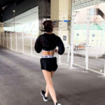 「足/脚」 【イイ女が過ぎる！！ランニング女子と即ホテイン！！】【締まっているのに乳デカ美脚お姉さん！！】【鍛えた肢体でスタミナSEXで連続搾精3中出し！！】極エロ美麗な巨乳お姉さんとスポーティど淫乱SEX！！ 都月るいさ 『FANZA』