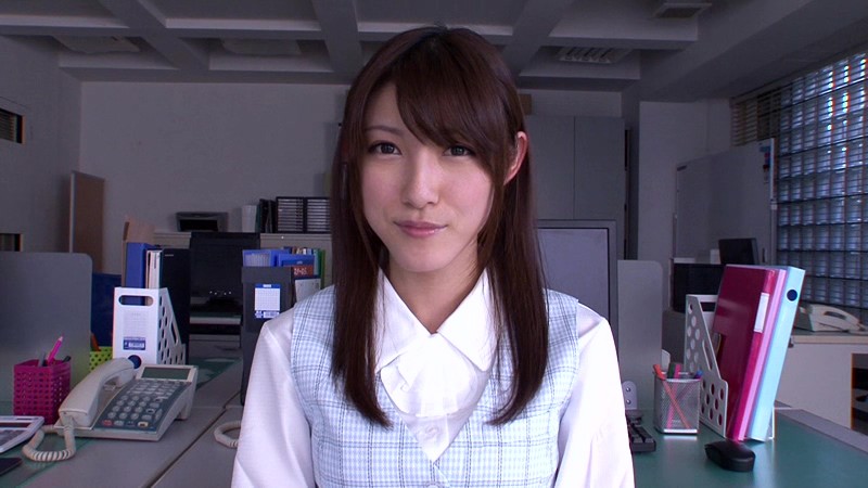 「足/脚」 働く美女と性交 飯岡かなこ 『FANZA』