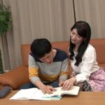 「足/脚」 綺麗でいやらしい叔母さんの官能的な艶めく肢体に欲情する僕 福田涼子 『FANZA』