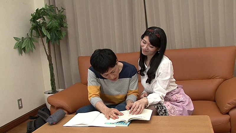 「足/脚」 綺麗でいやらしい叔母さんの官能的な艶めく肢体に欲情する僕 ...