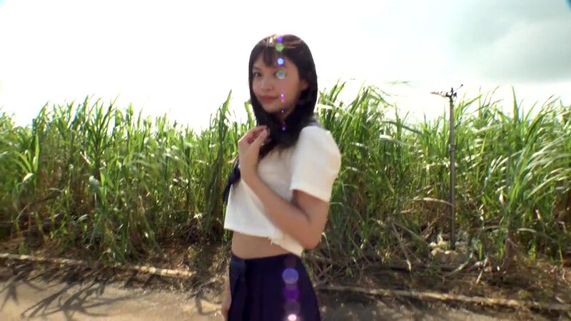 「足/脚」 夏木りん /凛として 『FANZA』