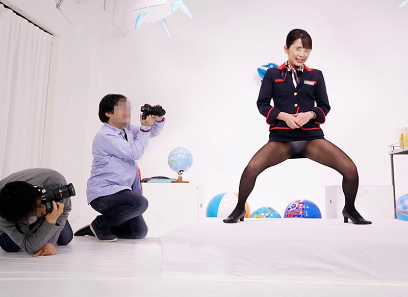 「足/脚」 大手航空会社勤務の憧れの美脚キャビンアテンダント限定！「固...