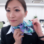 「足/脚」 美人客室乗務員 オフィスでアクメ飛行 『FANZA』