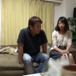 「足/脚」 羞恥心にマ○コを濡らす！長身美脚の奥さんはドMでした～ 『FANZA』