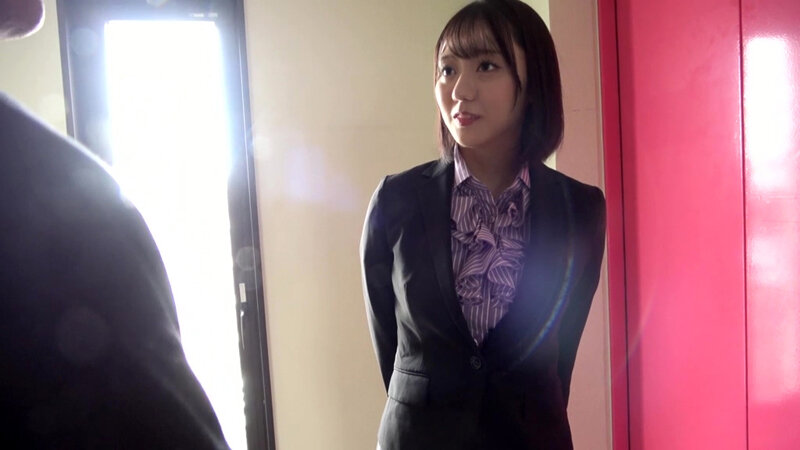 「足/脚」 競泳水着NTR 美脚でスタイル抜群な美女のハイレグ姿にフル...